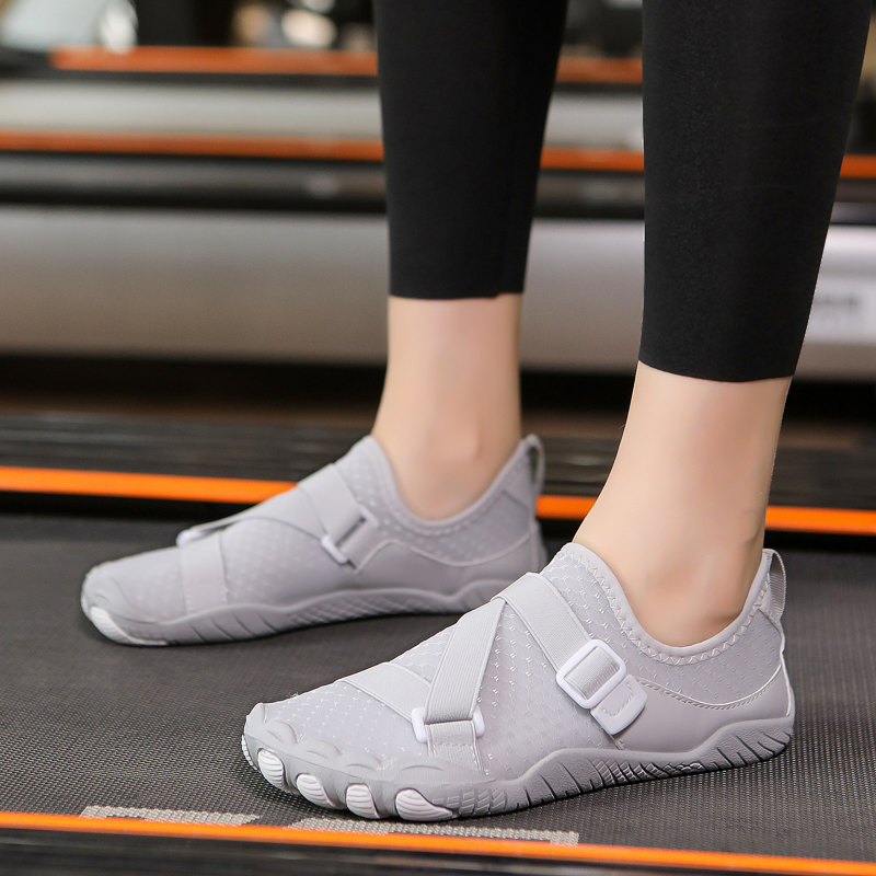 أحذية لياقة بدنية داخلية صامتة - مراجعة Pilates Yoga Shoes وسعره